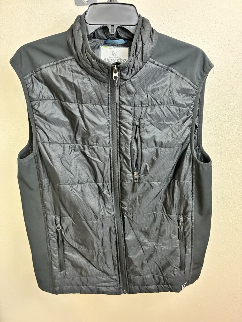 Legendary Anglers Men’s Black Vest - Size L